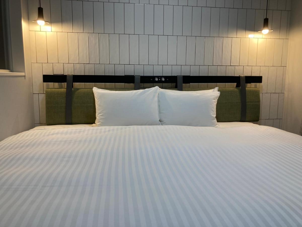 Hotel Cocktailstay Naha Exteriör bild